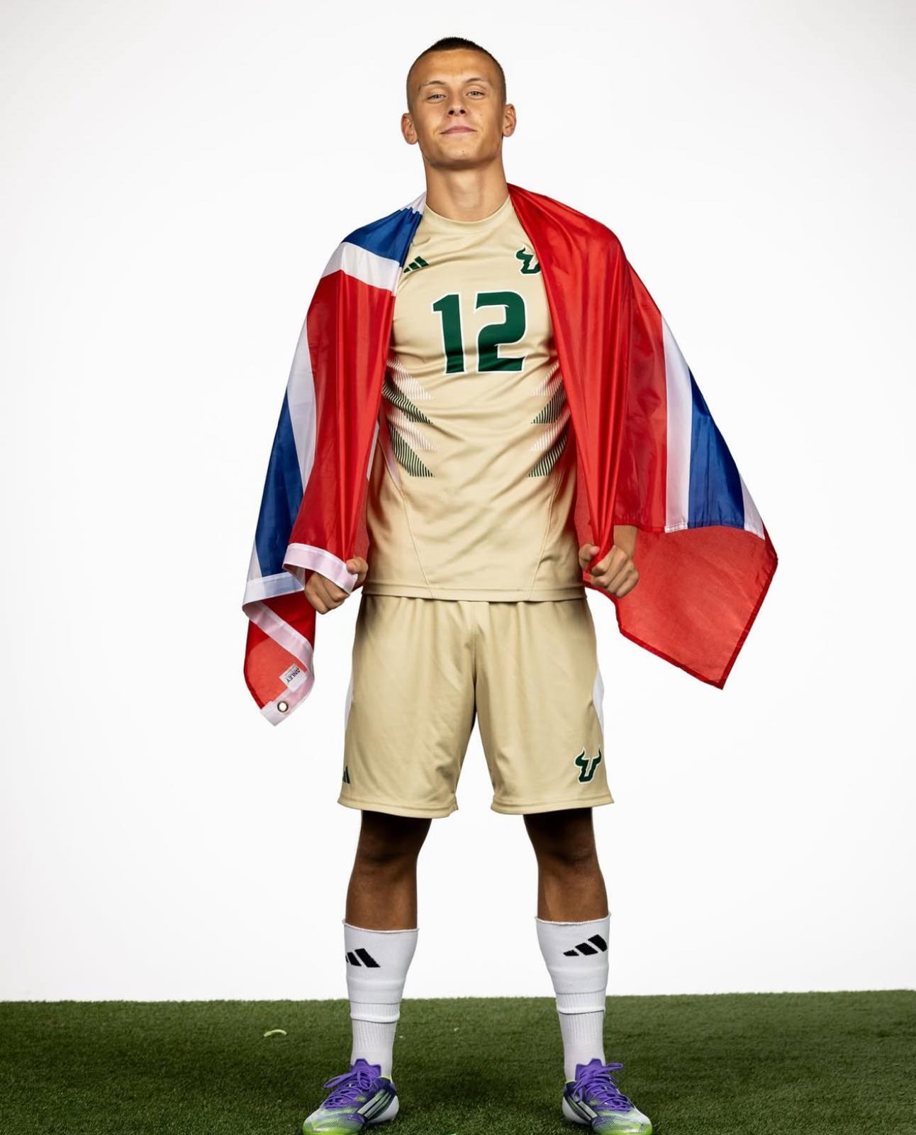 SAGA player with the Norwegian flag at South Florida
